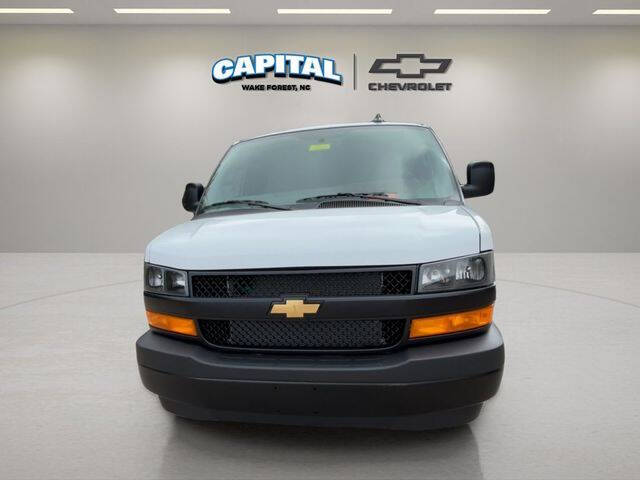 2025 Chevrolet Express 2500