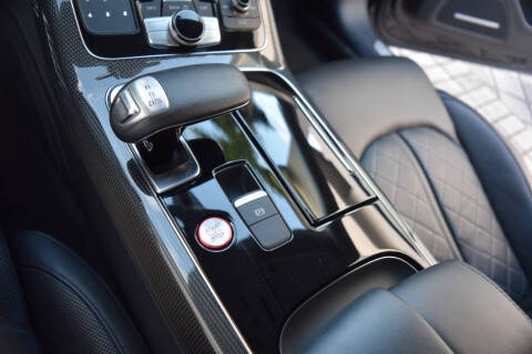 2015 Audi S8 4.0T quattro