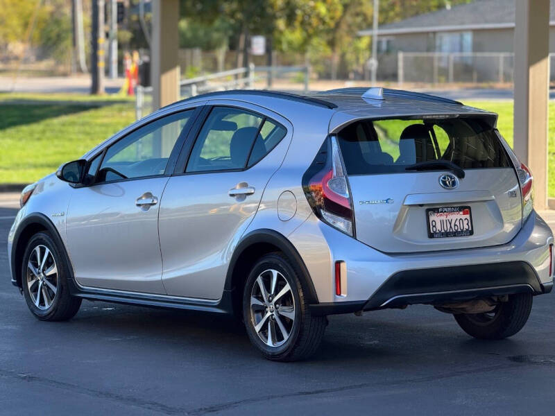 2019 Toyota Prius c L