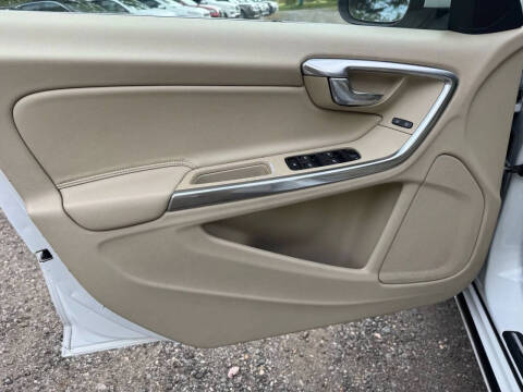 2015 Volvo S60 T5 Premier