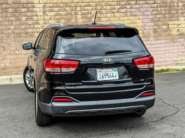 2017 Kia Sorento LX V6