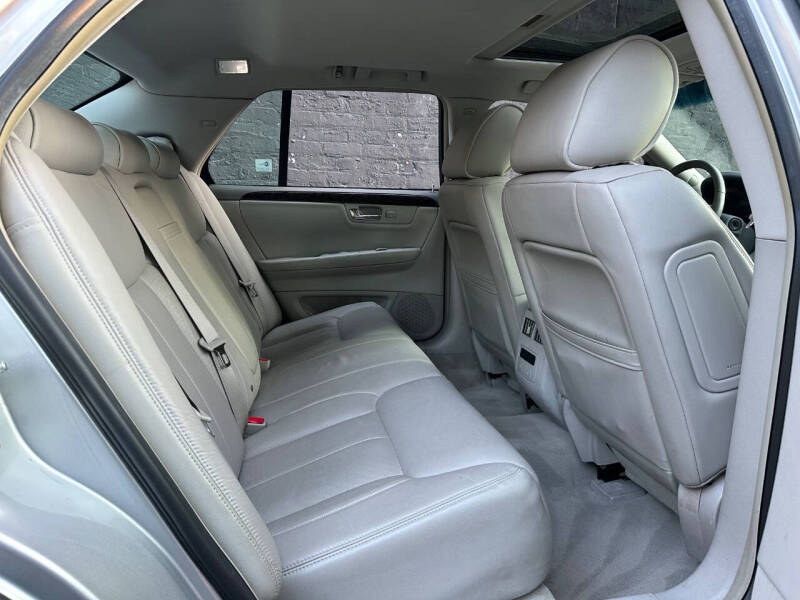 2010 Cadillac DTS Luxury Collection