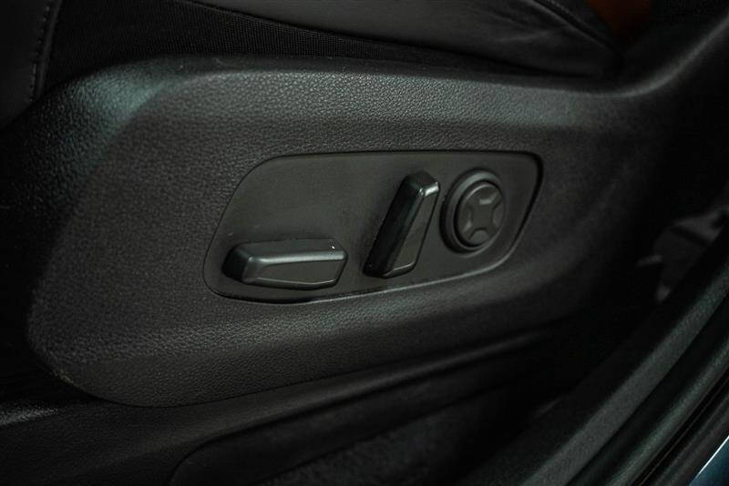 2023 Kia Carnival SX