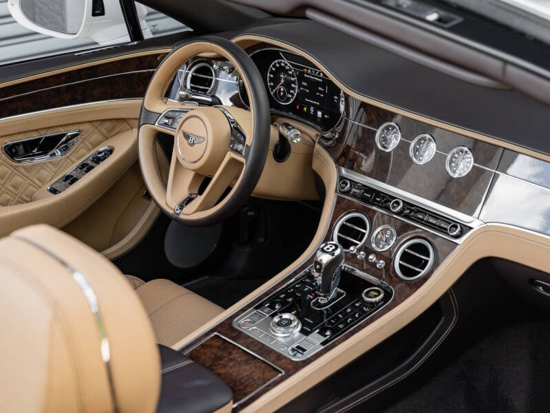 2020 Bentley Continental GTC V8