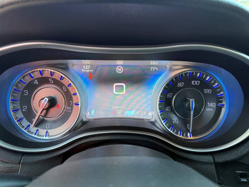 2015 Chrysler 300 Limited