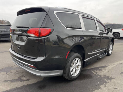 2019 Chrysler Pacifica Touring L Plus 35th Anniversary