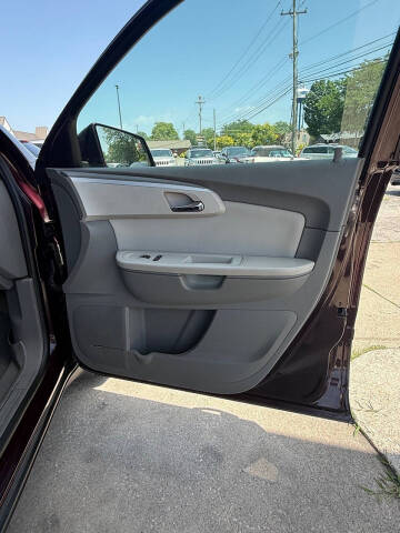 2010 Chevrolet Traverse LT
