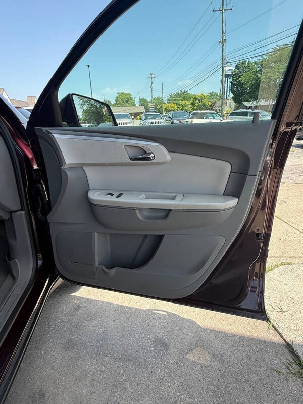 2010 Chevrolet Traverse LT