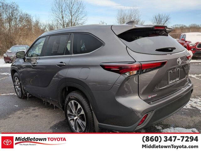 2024 Toyota Highlander XLE