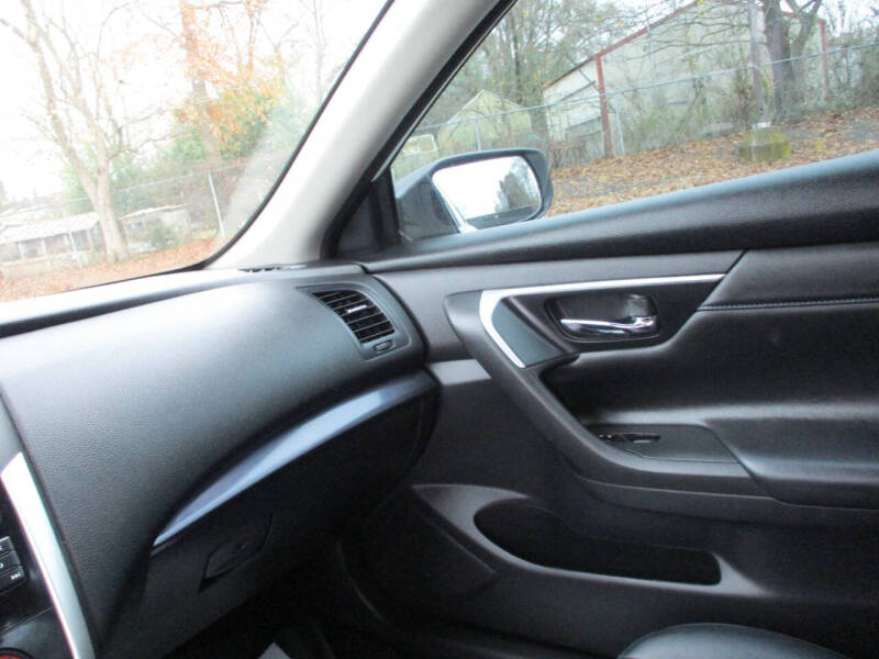 2018 Nissan Altima 2.5 SR