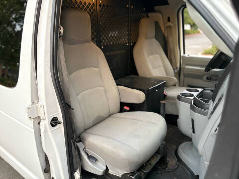 2012 Ford E-Series E-150