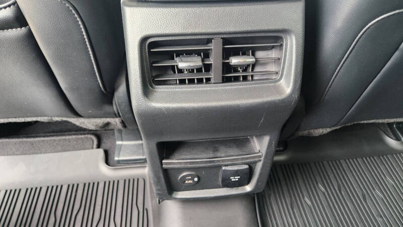 2022 Ford Edge