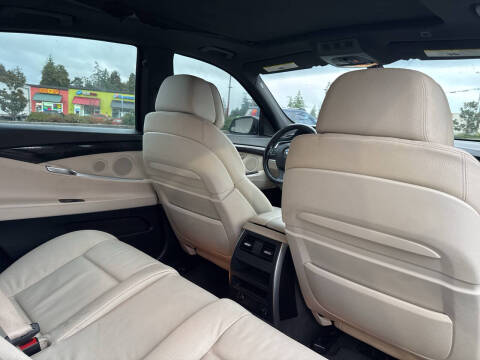 2012 BMW 5 Series 535i Gran Turismo