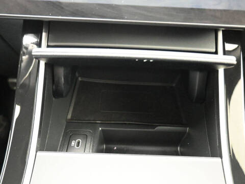 2024 Land Rover Range Rover Velar P250 Dynamic SE