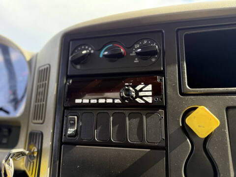 2019 International DuraStar 4300