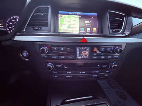 2016 Hyundai Genesis