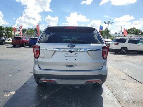 2017 Ford Explorer XLT