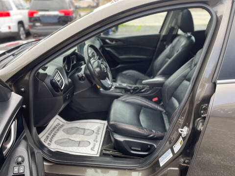 2015 Mazda MAZDA3 i Grand Touring