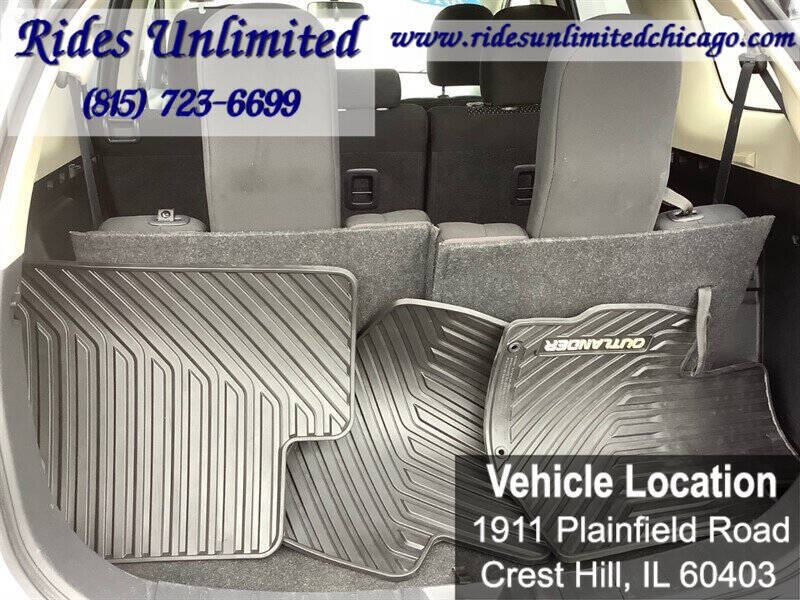 2016 Mitsubishi Outlander ES