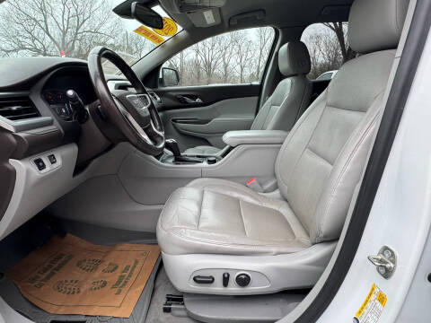 2017 GMC Acadia SLT-1