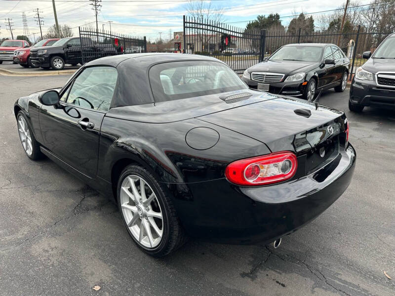 2012 Mazda MX-5 Miata Grand Touring Hard Top photo 7