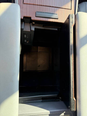 2021 Toyota Sienna XLE 8-Passenger