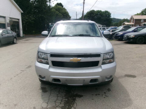 2013 Chevrolet Suburban LS