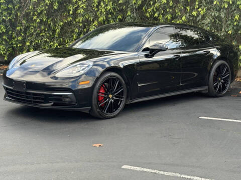 2017 Porsche Panamera 4S
