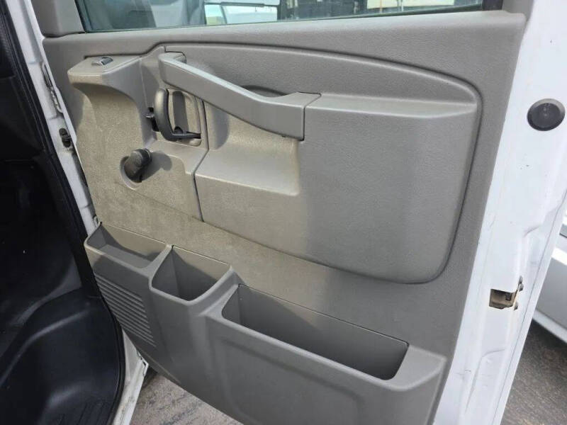 2016 GMC Savana 3500