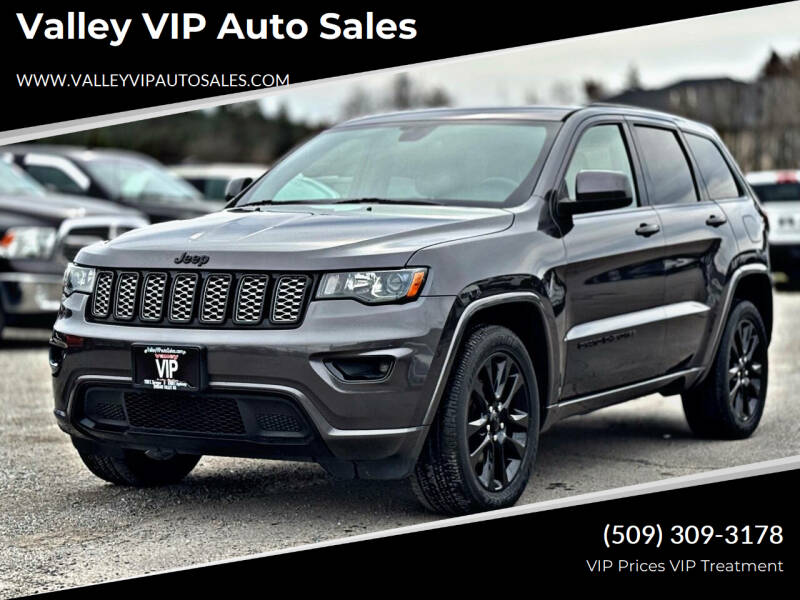 2018 Jeep Grand Cherokee Altitude 4WD's photo