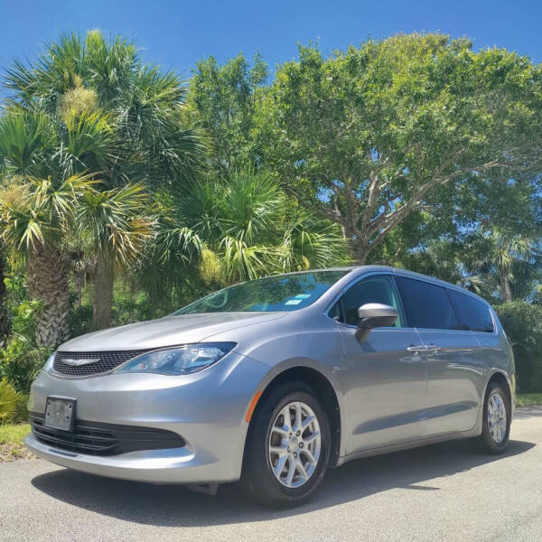 2017 Chrysler Pacifica LX