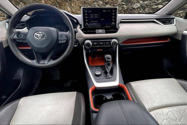 2019 Toyota RAV4 Adventure