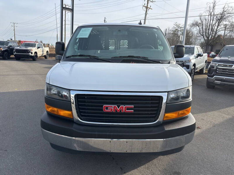 2024 GMC Savana 2500