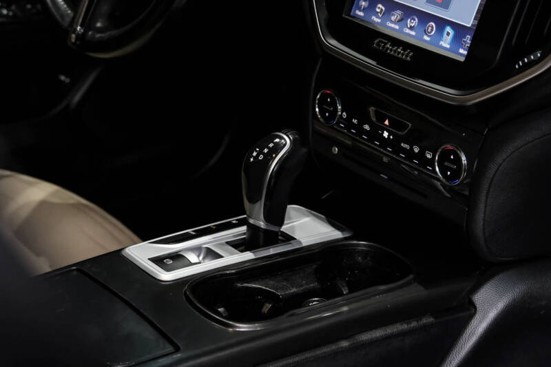 2016 Maserati Ghibli