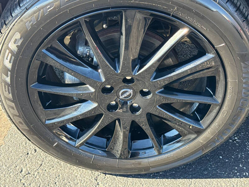 2024 Nissan Murano SV