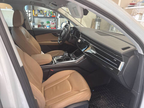 2021 Audi Q7 quattro Premium Plus 55 TFSI