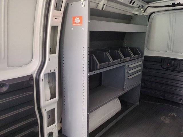 2025 Chevrolet Express 2500