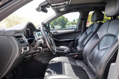 2022 Porsche Macan