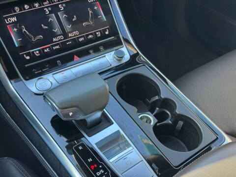 2019 Audi Q8 quattro Prestige 55 TFSI