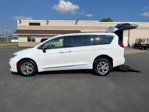 2023 Chrysler Pacifica Limited