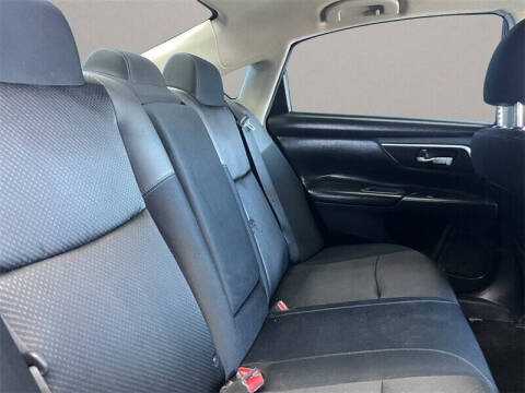 2016 Nissan Altima 2.5 SR