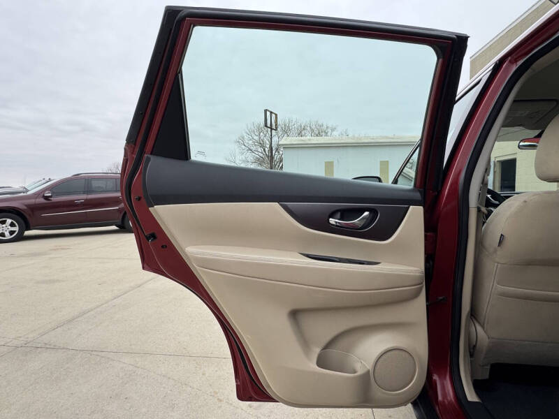 2016 Nissan Rogue S