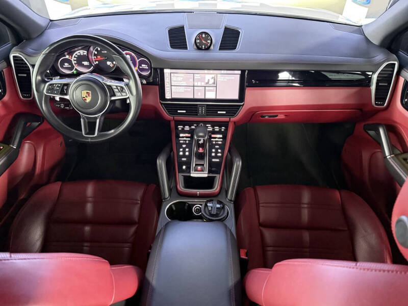 2021 Porsche Cayenne