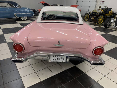 1957 Ford Thunderbird