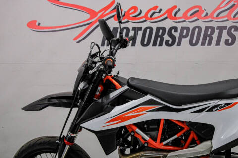 2019 KTM 690 SMC R