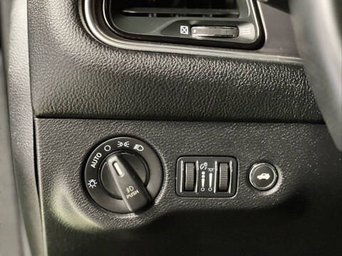 2015 Dodge Challenger R/T Plus Shaker
