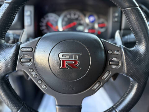2013 Nissan GT-R Premium