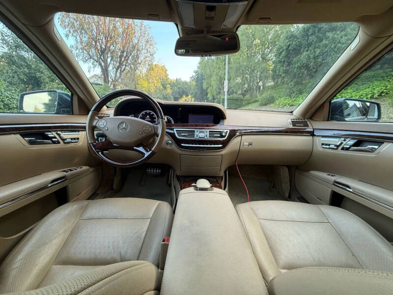 2012 Mercedes-Benz S-Class S 550 4MATIC