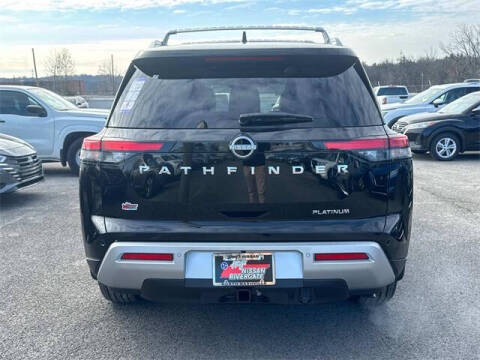 2025 Nissan Pathfinder Platinum