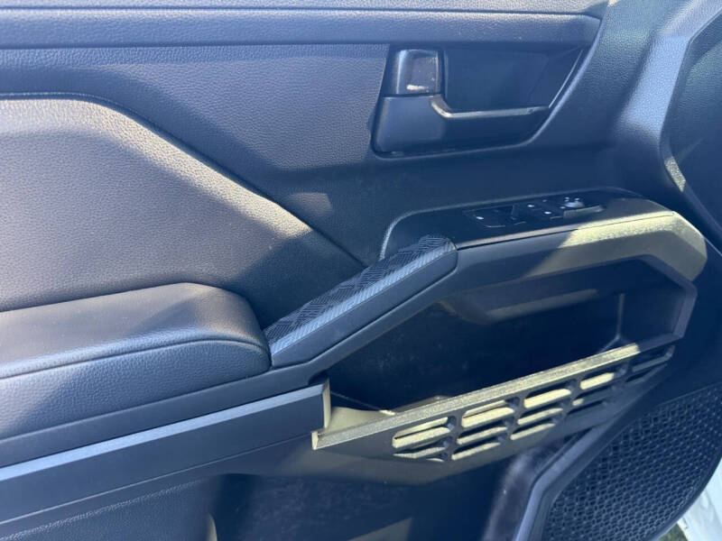 2024 Toyota Tacoma SR